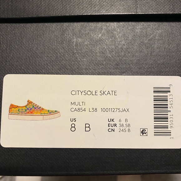 Brand new Shoes size 8. Never been worn. Free shipping. - Picture 2 of 3